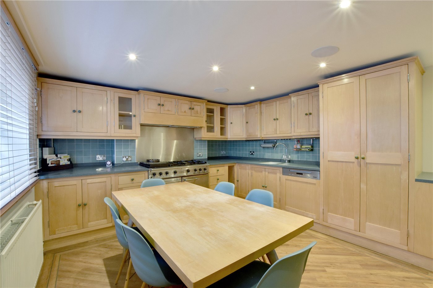 Kitchen/Dining Rm